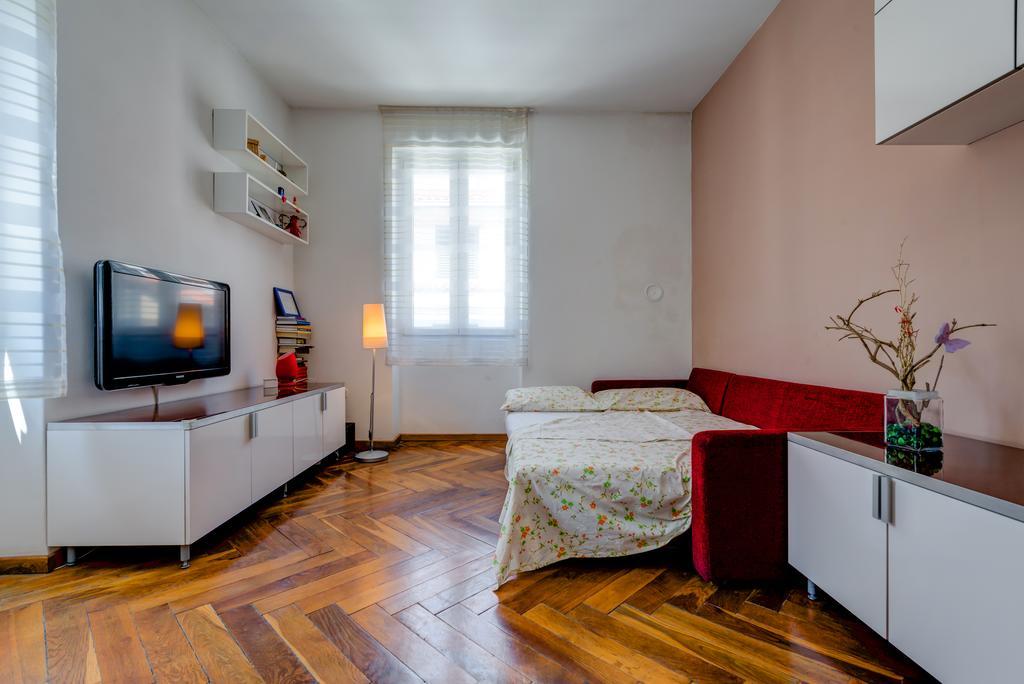 Beach Apartment Lana สปลิท ภายนอก รูปภาพ